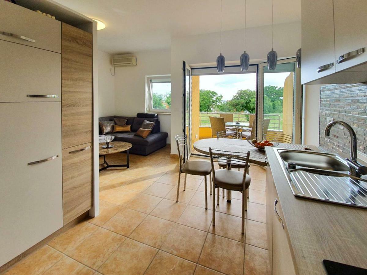 Appartement Lastovka Posesi à Medulin Extérieur photo